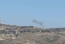 Israeli forces raid and storm homes in the Al-Mafilha and Ras Al-Dhahr areas, west of Mays Al-Jabal