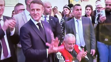 Macron tours the Gemmayzeh area