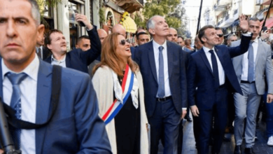 Macron visited this school in Gemmayzeh today (photo)