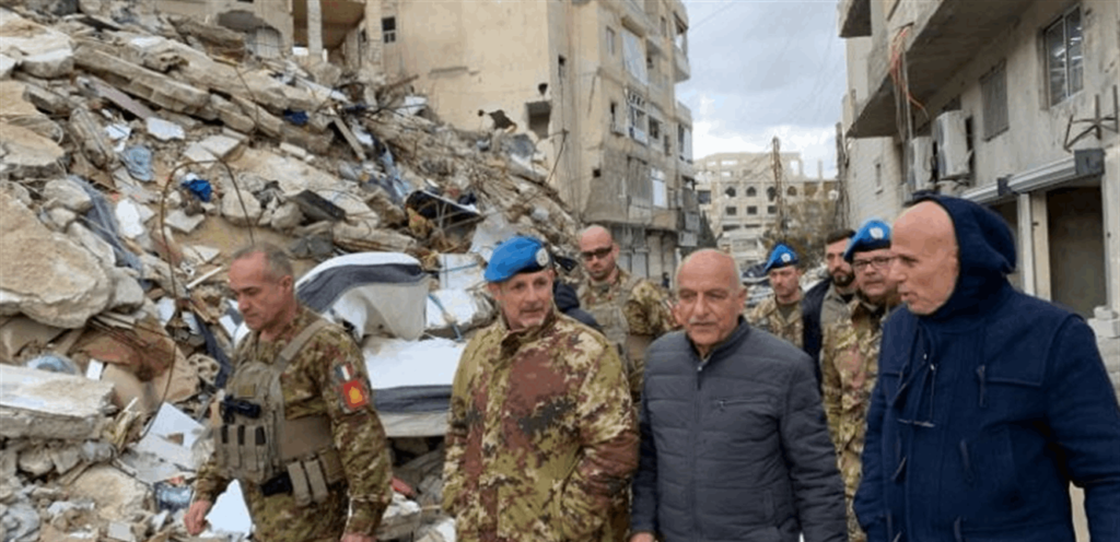 A meeting between the UNIFIL leader and the mayor of Tire to enhance local cooperation