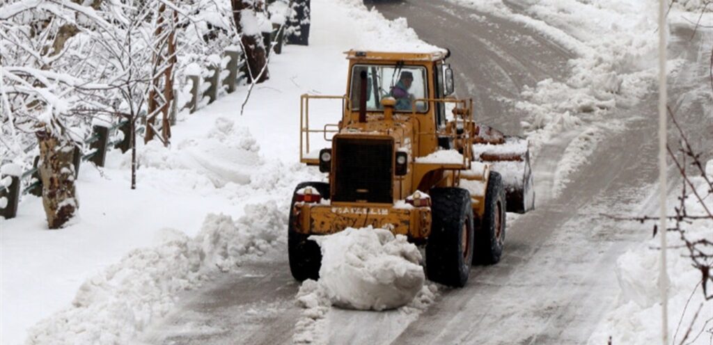 Avoid passing on it … cut off cavity due to snow