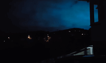 After the last earthquake … What is the fact that a blue light appears in the sky of Morocco?