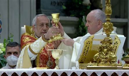 Patriarch Minassian calls for a prayer for the health of Pope Francis