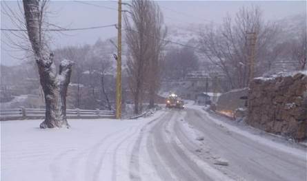 After the snow accumulate … Here are the severed mountain roads this morning