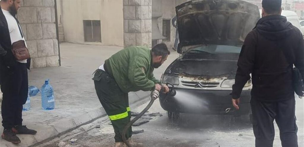 Lebanon today »In Zahle .. Civil Defense extinguishes two fires in two cars