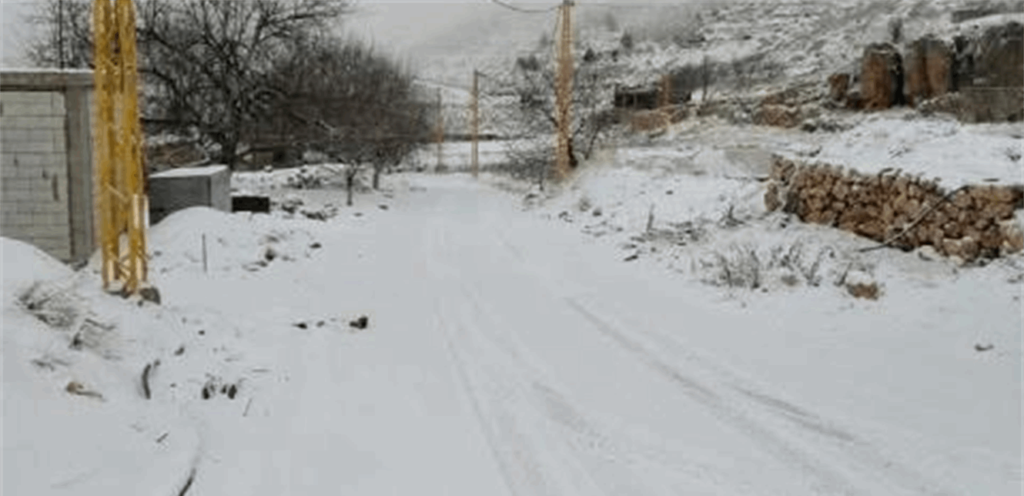 Lebanon today »The road is cut … snow covers the highlands of Denniyeh above 1300 meters