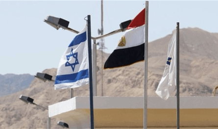 Peace between Israel and Egypt began to crack