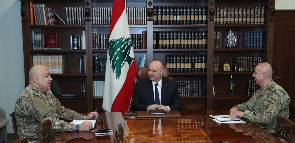 President Aoun presented the security situation with senior officials