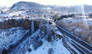 Snow covers Jezzine … and an urgent call from Yazza