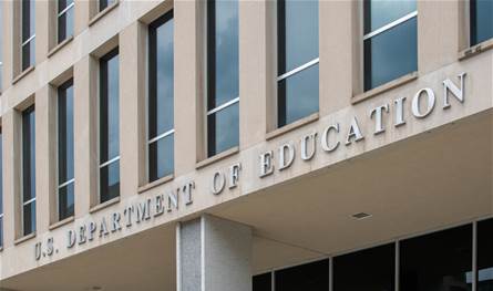 With a value of 25 thousand dollars .. The US Department of Education submitted to its employees an incentive to resign